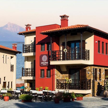 Helianthus Guesthouse Амоляни Екстериор снимка