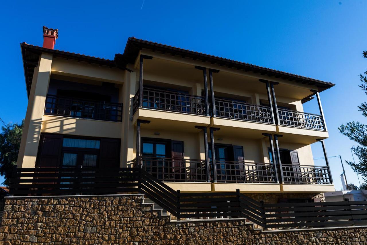 Helianthus Guesthouse Амоляни Екстериор снимка